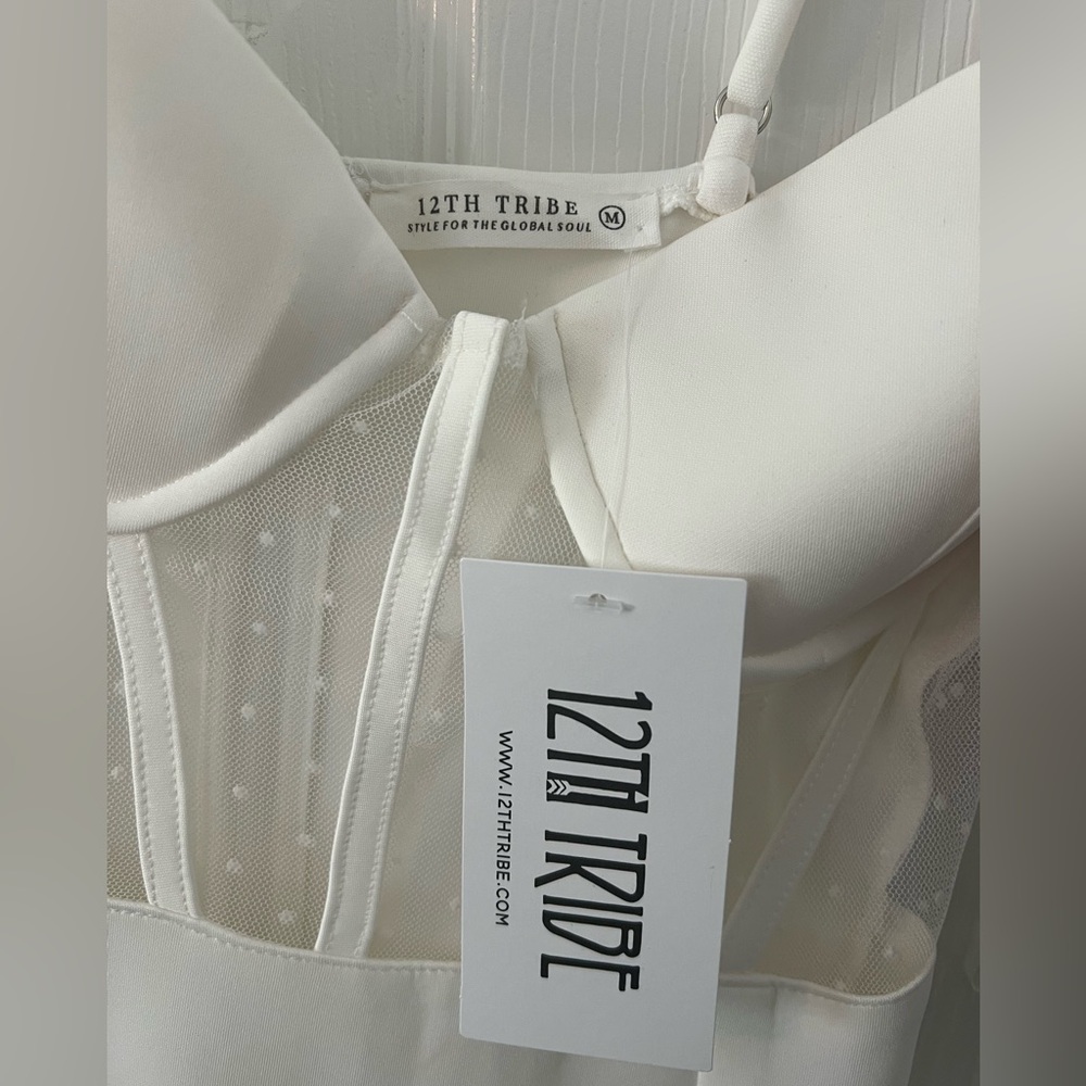 12TH TRIBE Savannah White Corset Maxi Dress- Medium